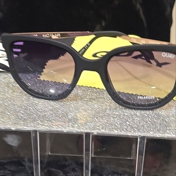 Quay Australia Coffee Run Polarized Sunglasses - Picture 4 of 8